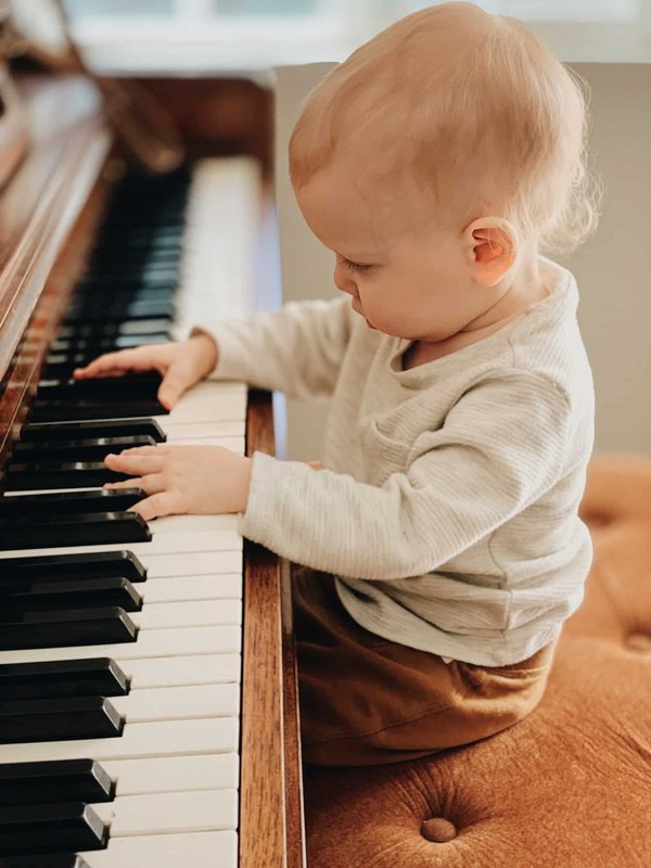 Achetez un piano bébé pour l'éveil musical de votre enfant