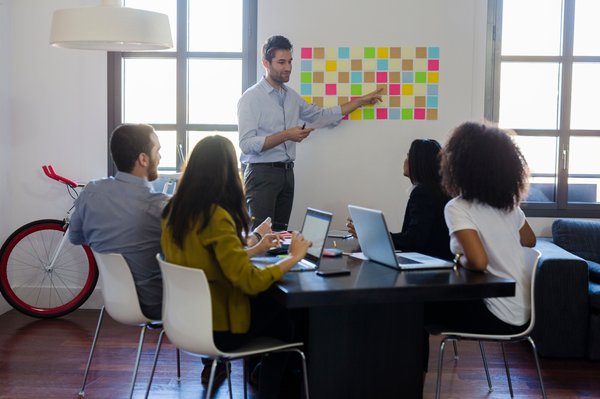 Dynamisez votre activité B2B avec une agence de génération de leads